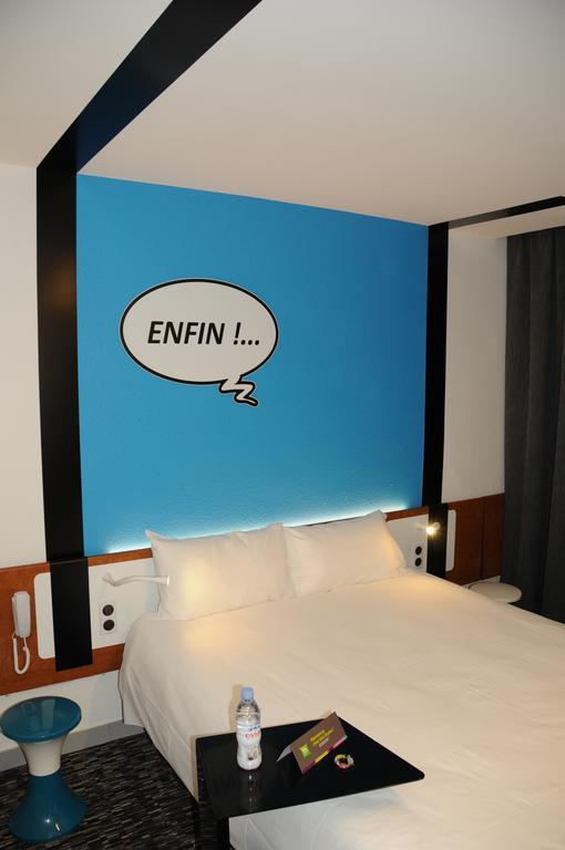 Ibis Styles Chambery Centre Gare Hotel Стая снимка