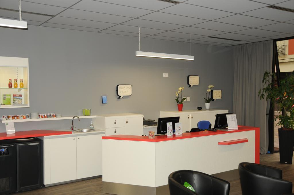 Ibis Styles Chambery Centre Gare Hotel Екстериор снимка