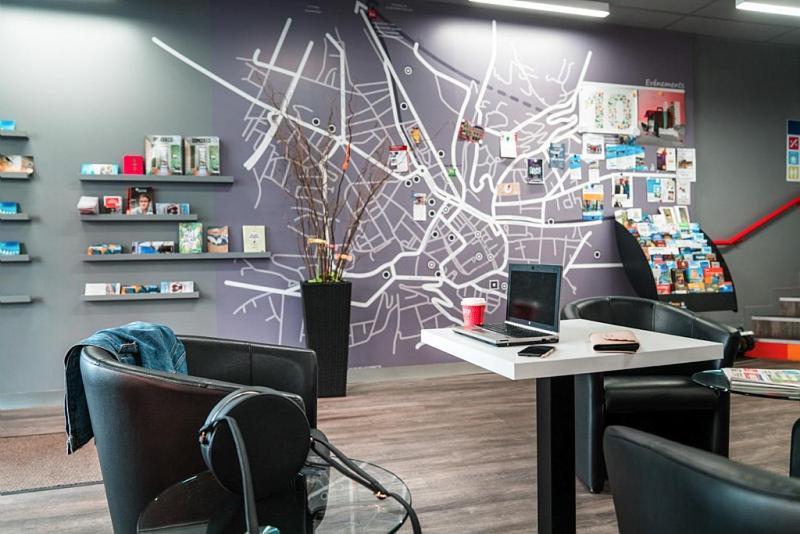 Ibis Styles Chambery Centre Gare Hotel Екстериор снимка